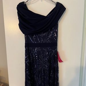 Tadashi Shoji evening gown**never worn